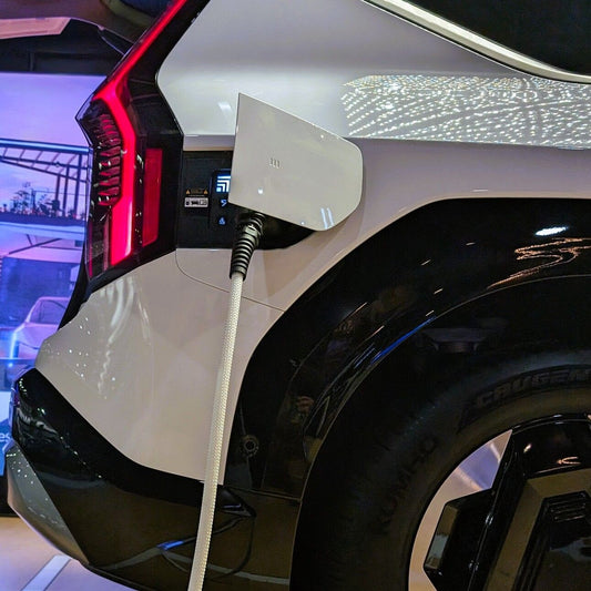 🤝Nissan-Honda Merger Buzz, Rivian's Software Leap & ChargePoint-GM's Fast-Charging Alliance